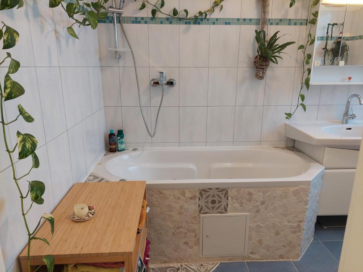 Gemutliche Und Helle Wohnung - Nahe Schlossberg Graz Ngoại thất bức ảnh